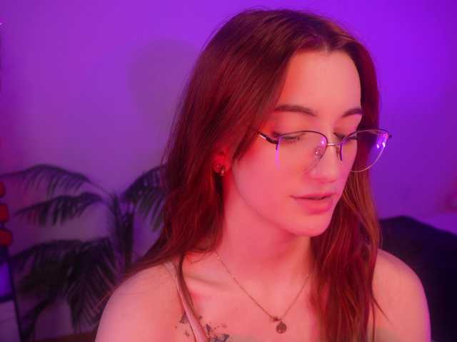 MilaFlame live cam on BongaCams