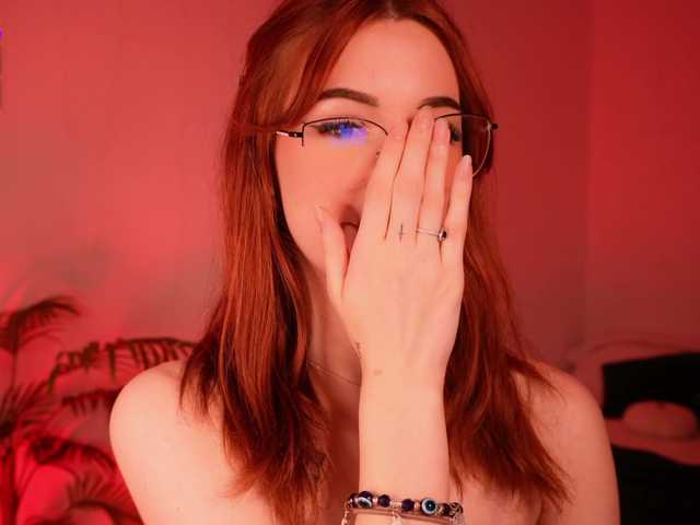 MilaFlame live cam on BongaCams