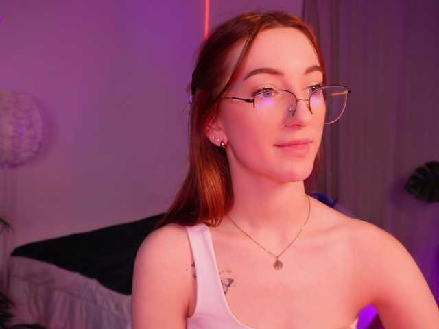 MilaFlame live cam on BongaCams