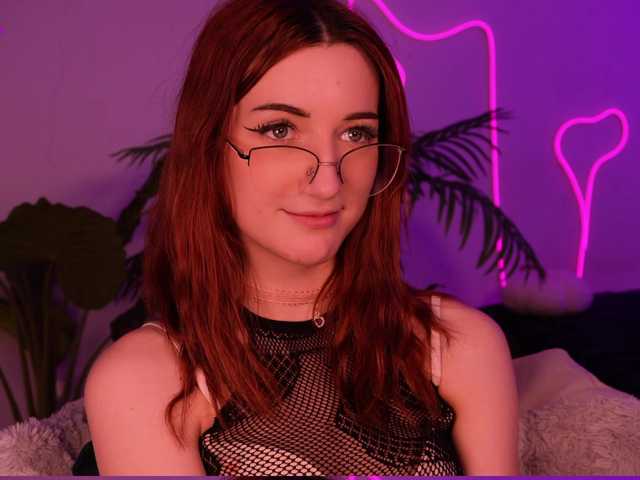 MilaFlame live cam on BongaCams