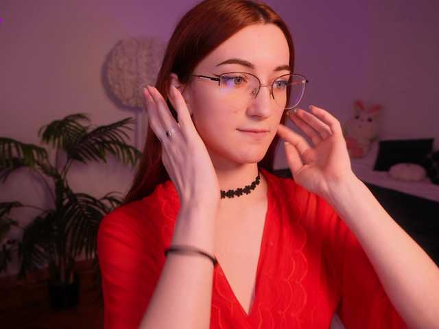 MilaFlame live webcam show