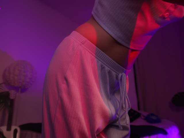 MilaFlame live cam on BongaCams