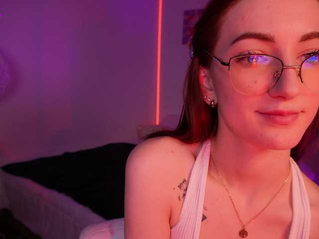 MilaFlame live cam on BongaCams