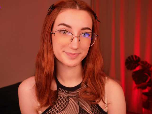 MilaFlame live cam on BongaCams