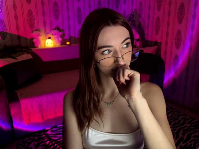 MilaFlame live cam on BongaCams