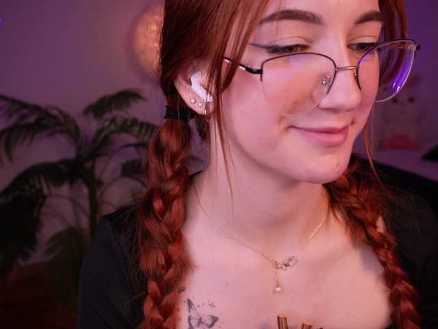 MilaFlame live cam on BongaCams