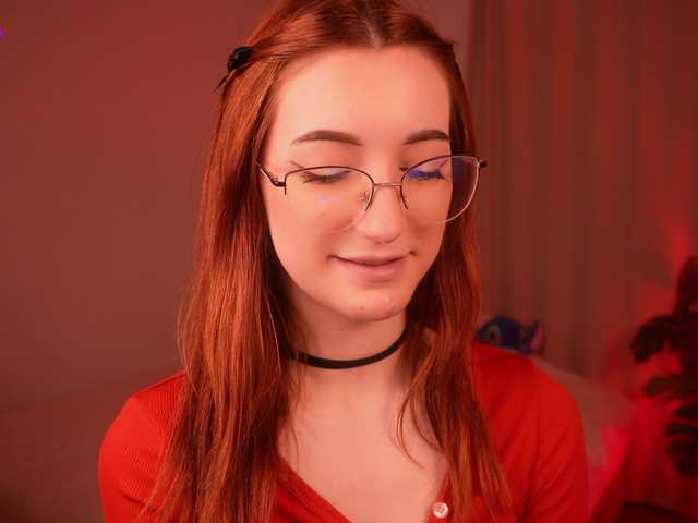 MilaFlame live webcam show