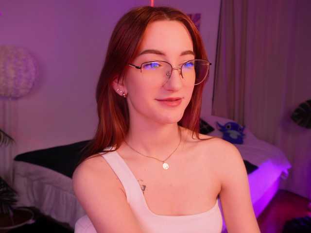 MilaFlame live cam on BongaCams