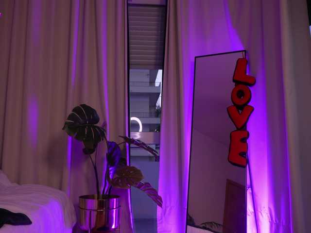 MilaFlame live cam on BongaCams