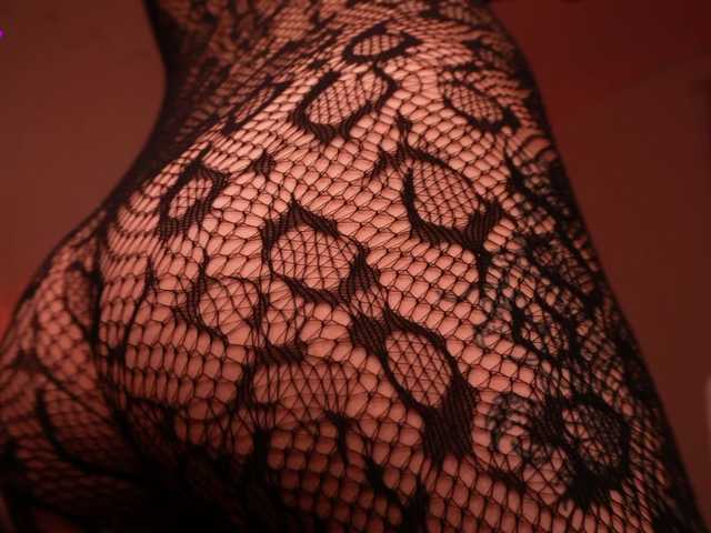 MilaFlame live cam on BongaCams