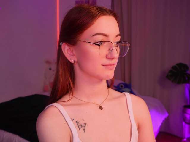 MilaFlame live cam on BongaCams