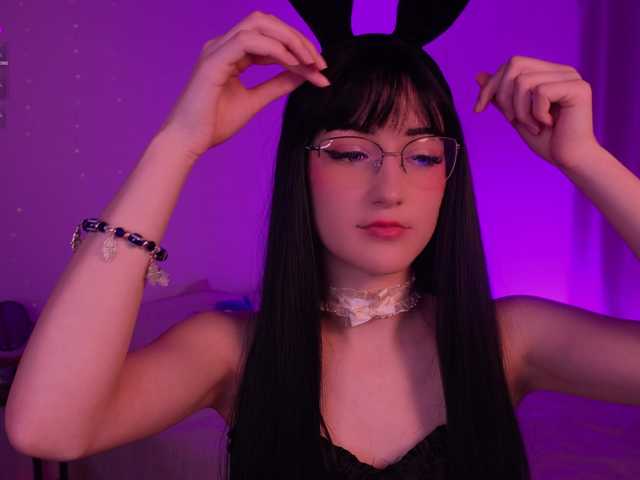 MilaFlame live cam on BongaCams