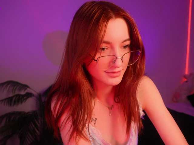 MilaFlame live cam on BongaCams