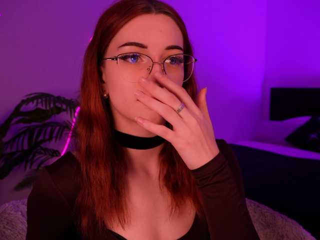 MilaFlame live cam on BongaCams
