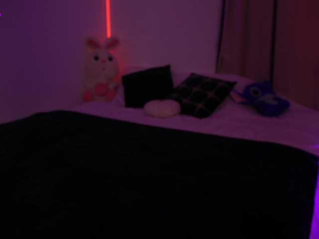 MilaFlame live cam on BongaCams