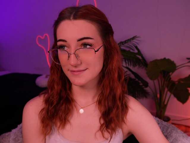 MilaFlame live cam on BongaCams