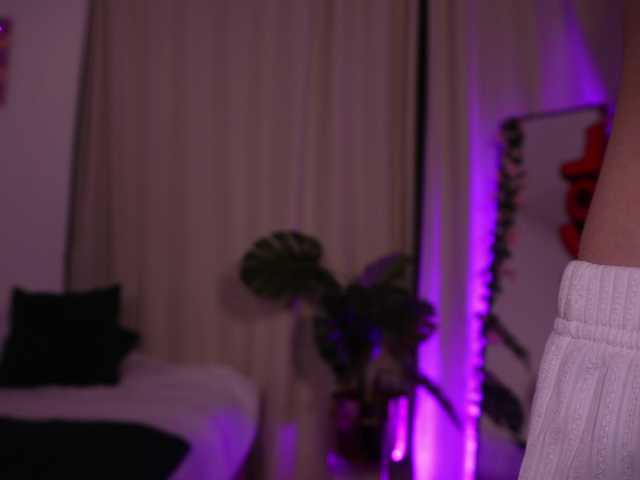 MilaFlame live cam on BongaCams