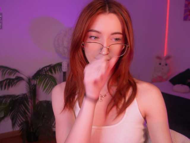 MilaFlame live cam on BongaCams