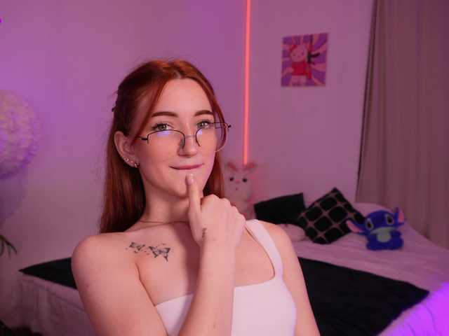 MilaFlame live cam on BongaCams