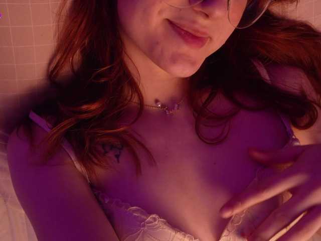 MilaFlame live cam on BongaCams