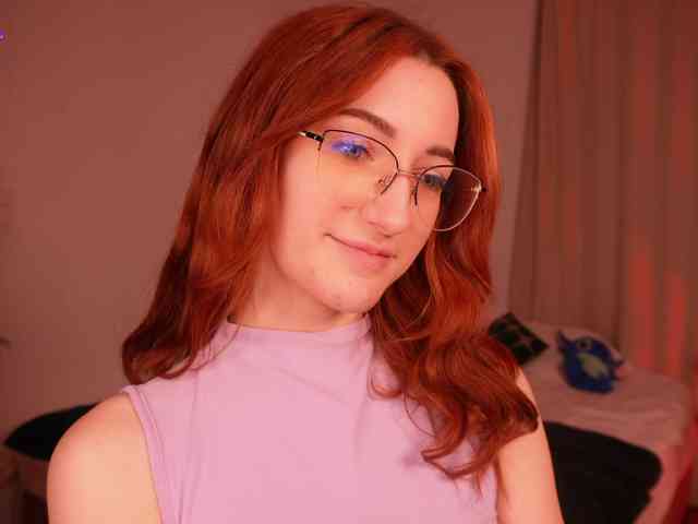 MilaFlame webcam