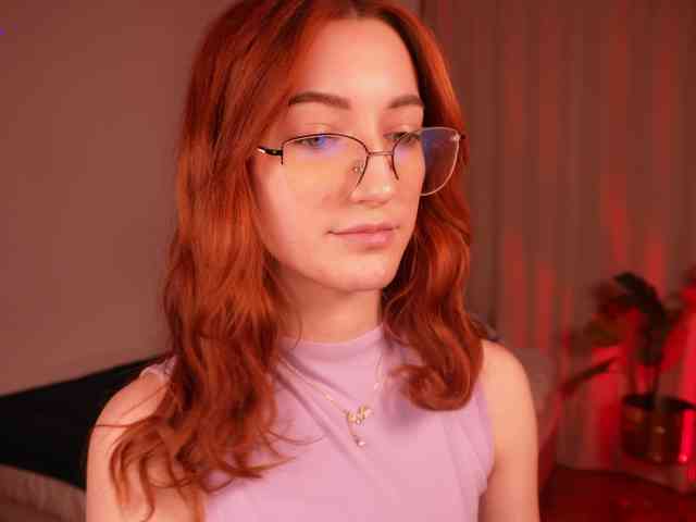 MilaFlame webcam