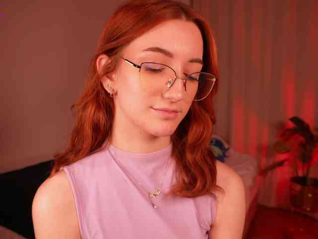 MilaFlame webcam