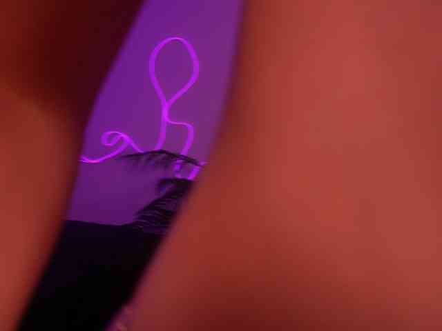 MilaFlame webcam