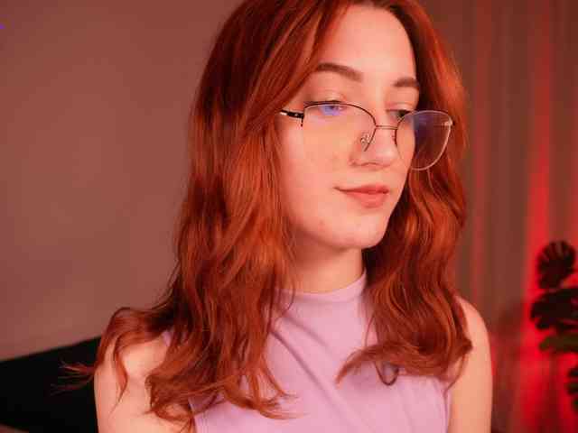 MilaFlame webcam