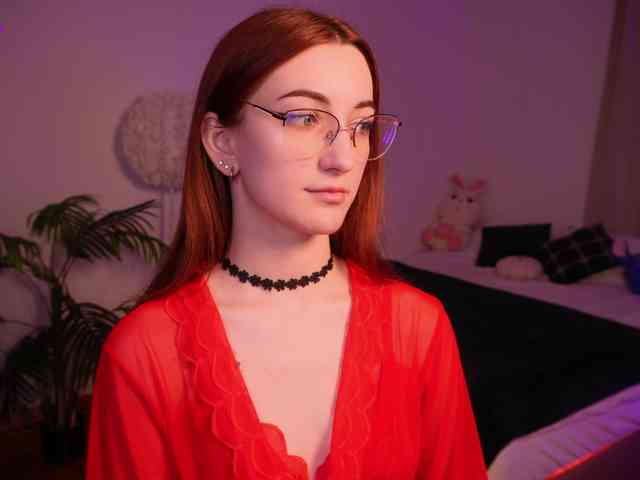 MilaFlame Live Webcam on BongaCams