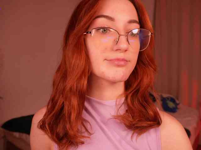 MilaFlame webcam