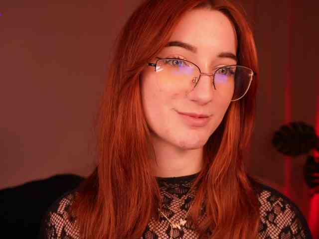 MilaFlame webcam