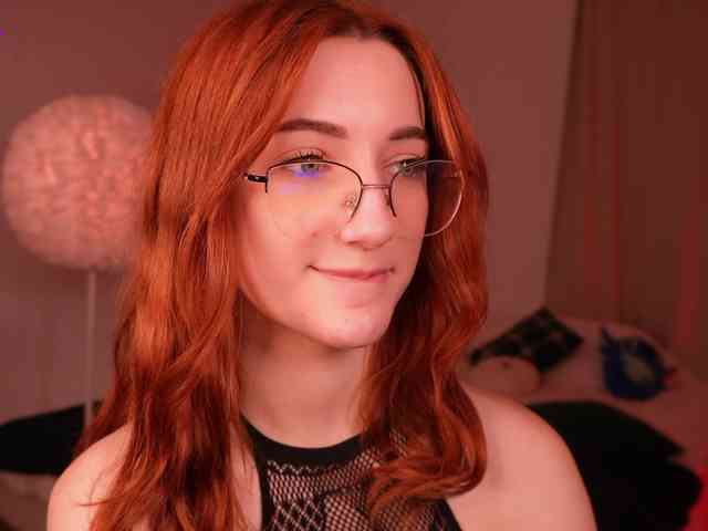 MilaFlame webcam