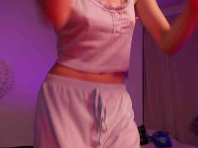adult cam to cam chat MilaFlame