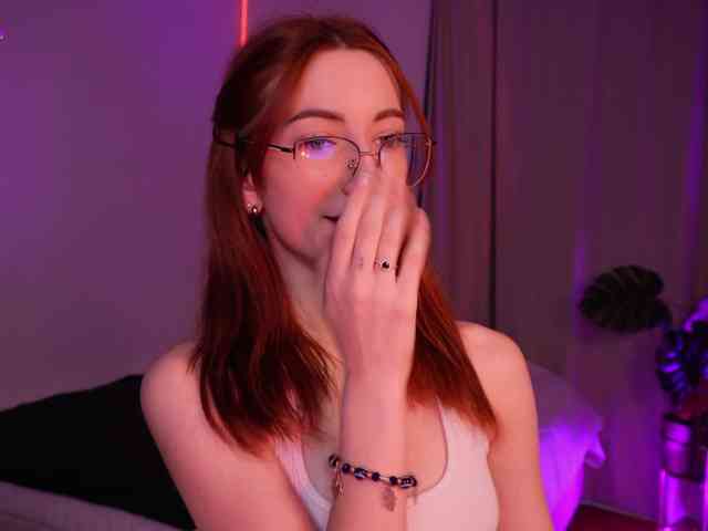 MilaFlame webcam
