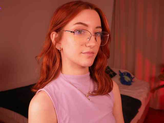 MilaFlame webcam