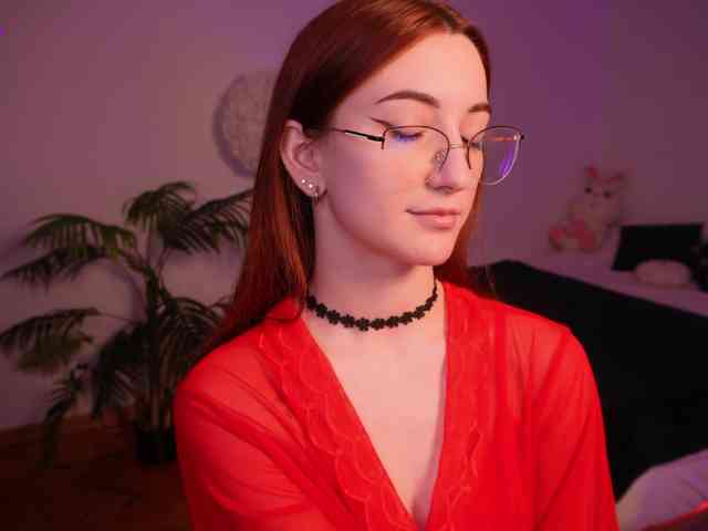 MilaFlame Live Webcam on BongaCams
