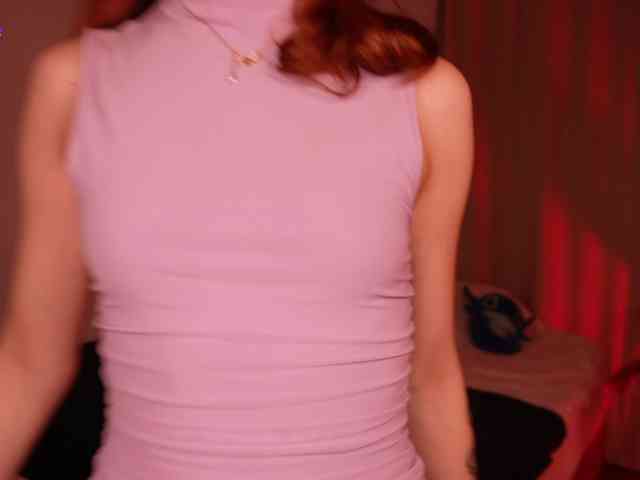 MilaFlame webcam