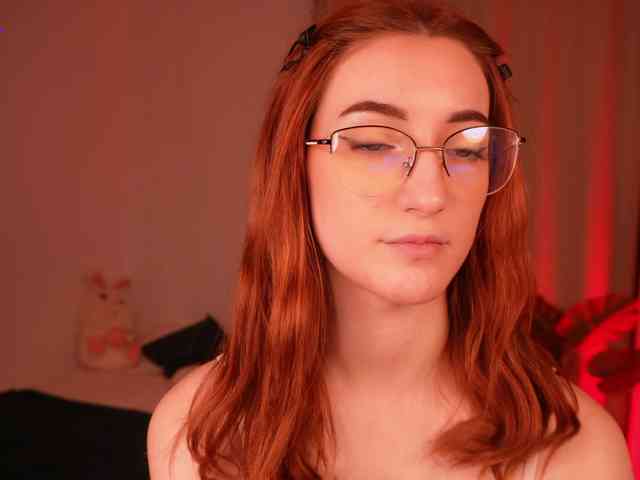 MilaFlame webcam