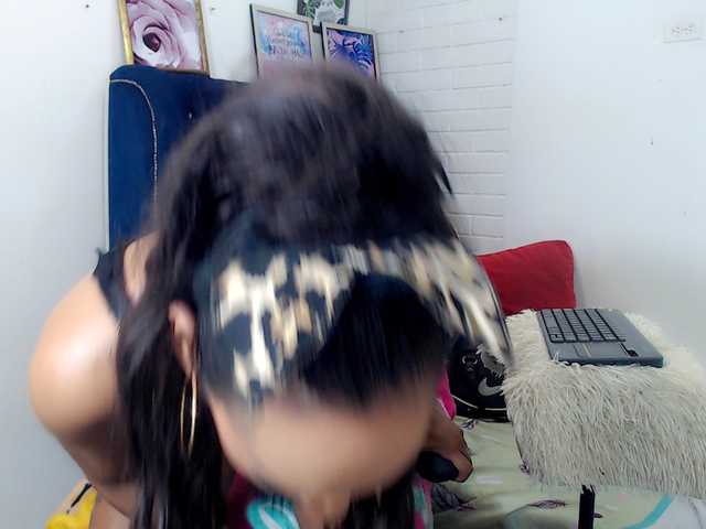 DesireHottXX live cam