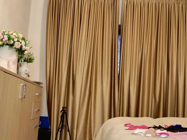 AngelicFenix's BongaCams show and profile