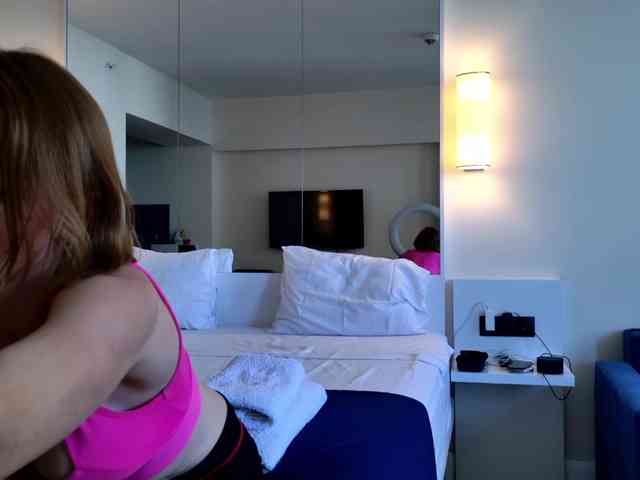 AngelicFenix webcam