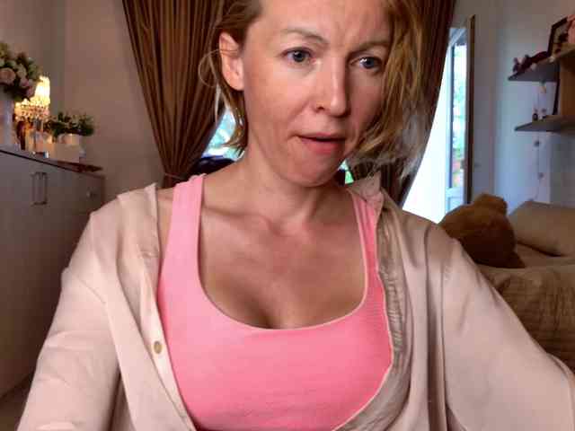 AngelicFenix webcam