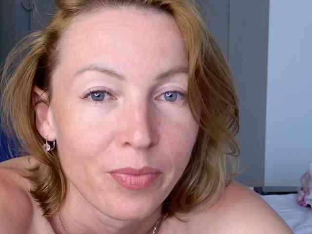 AngelicFenix webcam