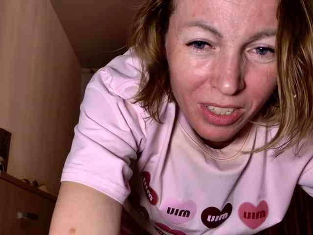AngelicFenix webcam