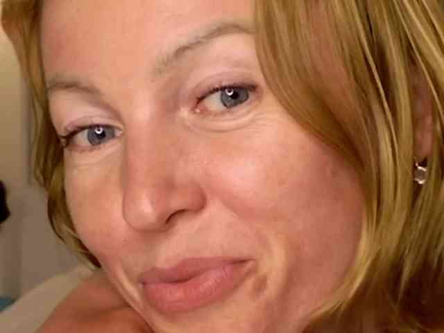 AngelicFenix webcam