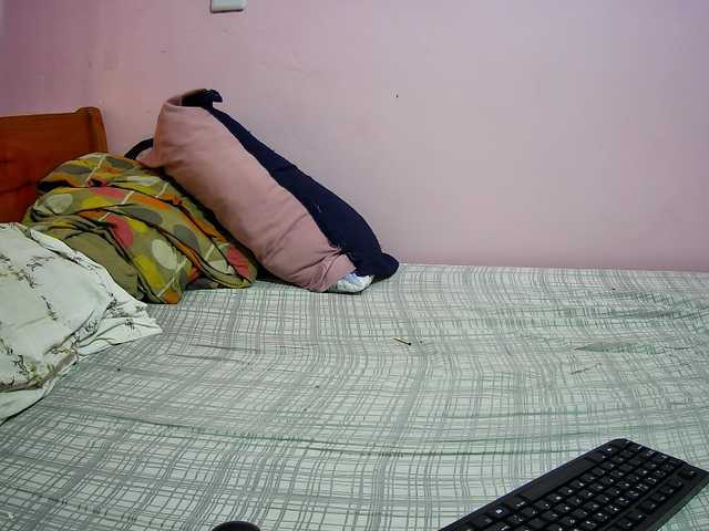 chubby-cherry live cam on BongaCams