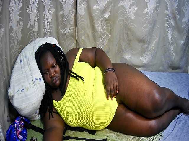 chubby-cherry webcam