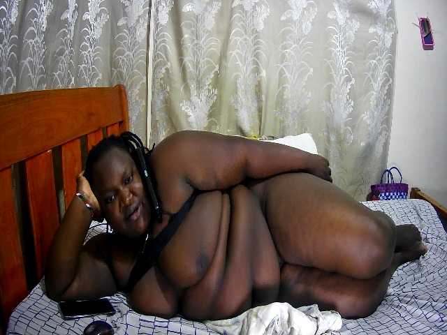 chubby-cherry live webcam show