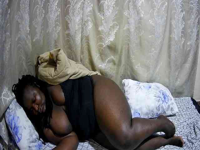 chubby-cherry webcam